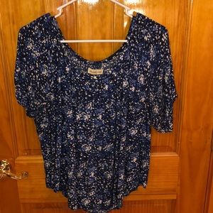 Quarter sleeve shirt